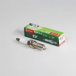 Свеча зажигания DENSO IXUH22FTT 4743 Iridium (SP-199) Фото 1