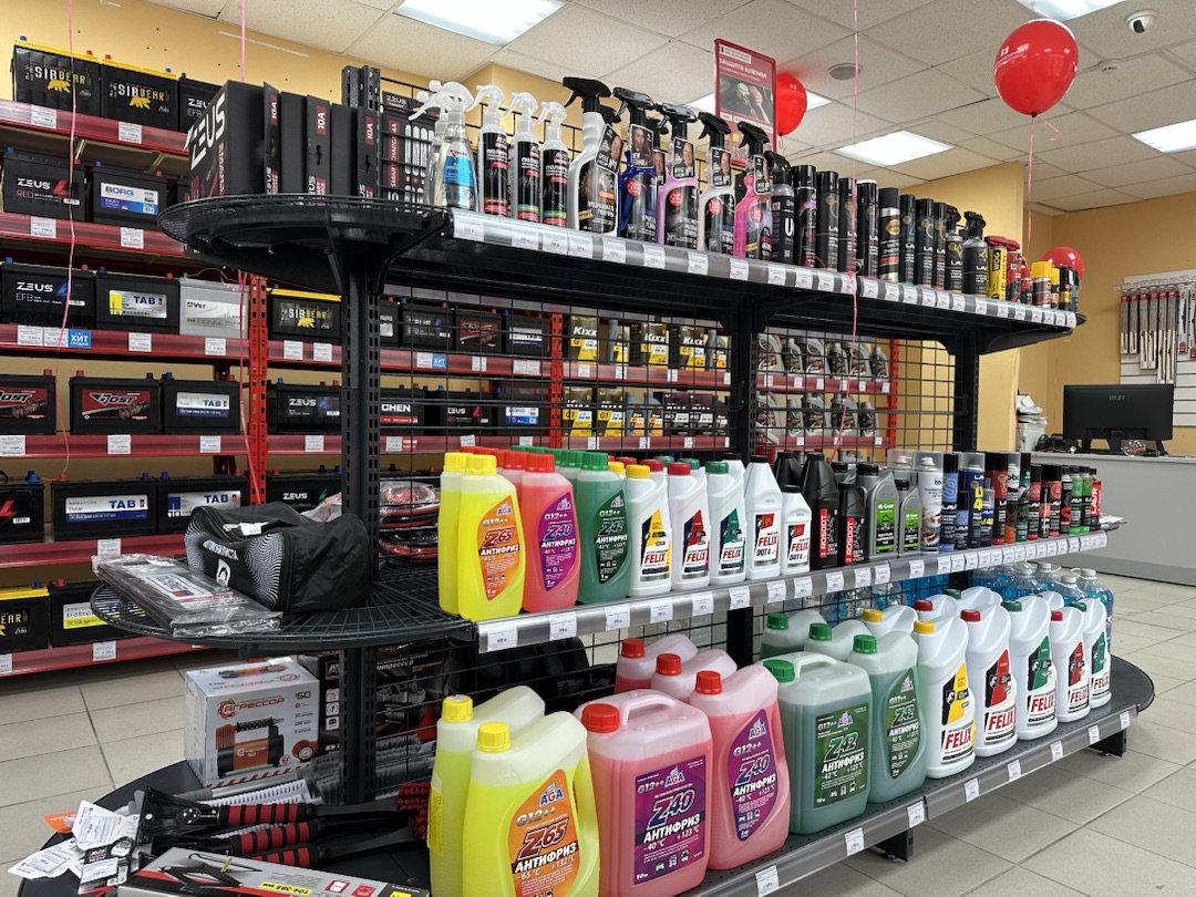 Фото магазина Уральских Рабочих, 49 2